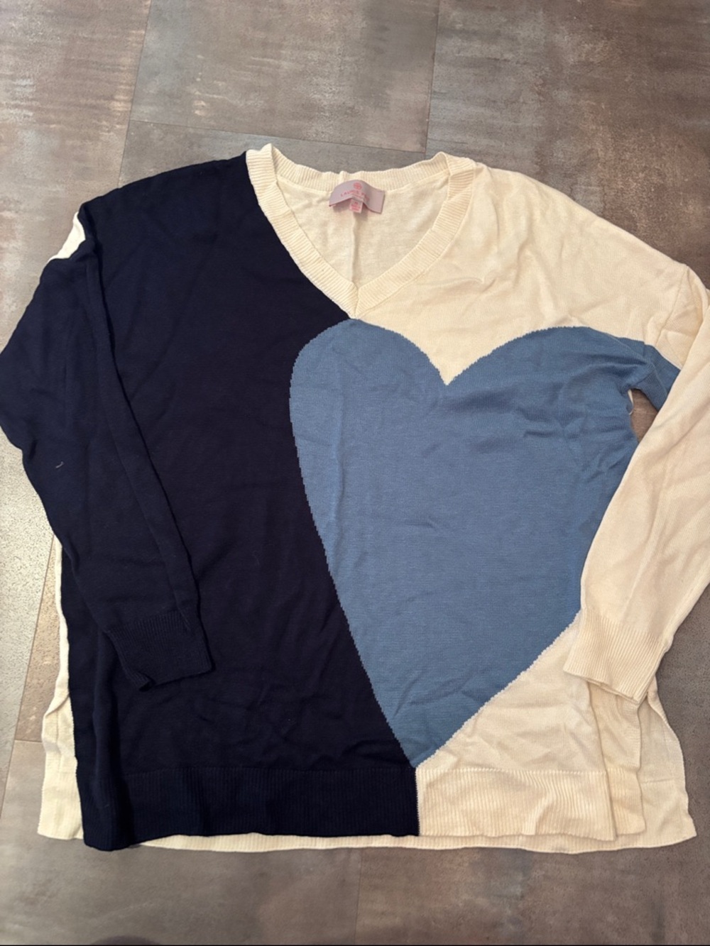 Laurie Felt V-Neck Sweater in Navy, Cream & Blue Heart size medium